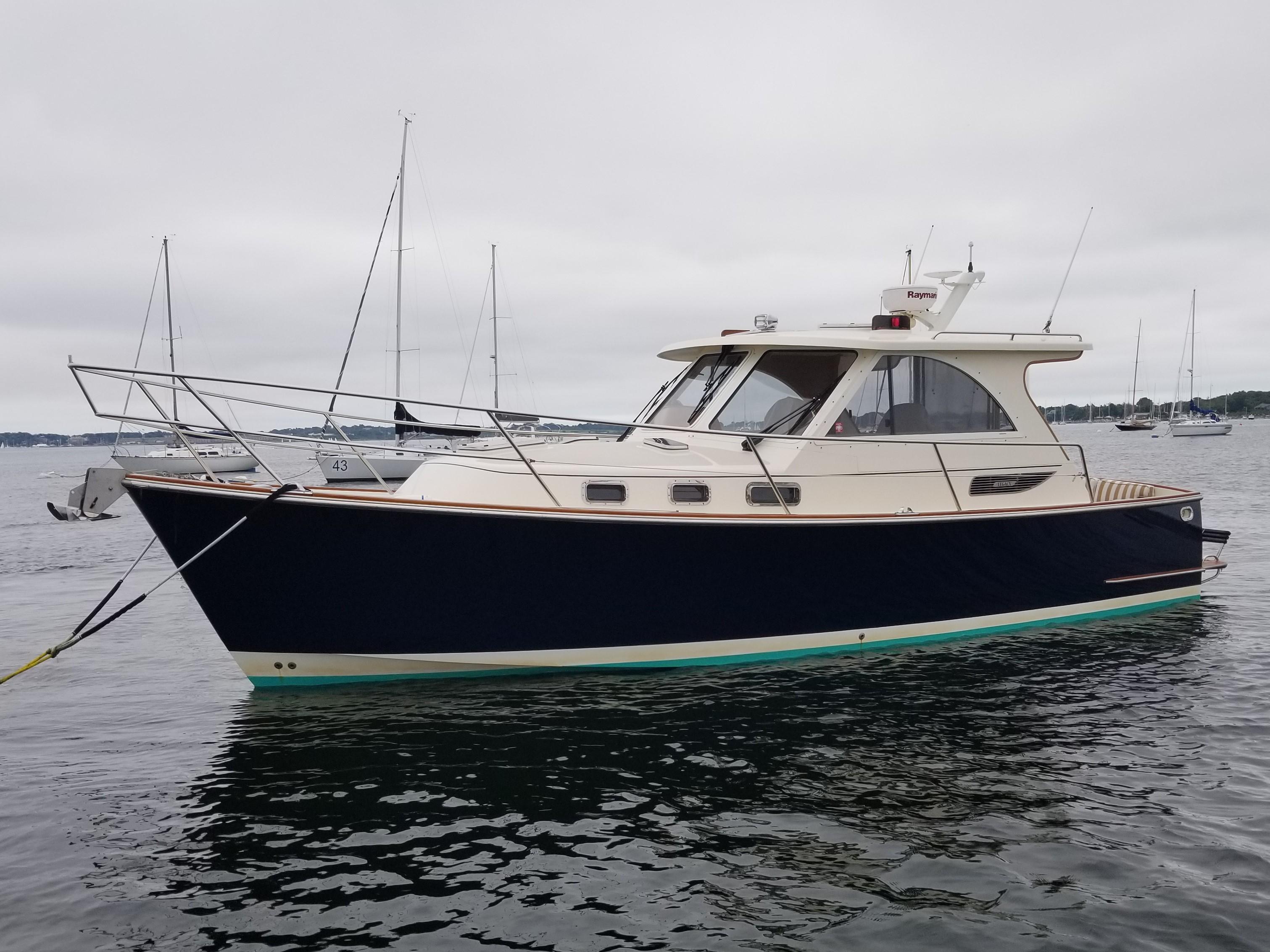 newport rhode island yacht sales