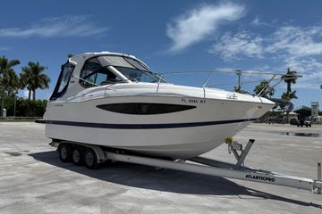 2012 Four Winns V305