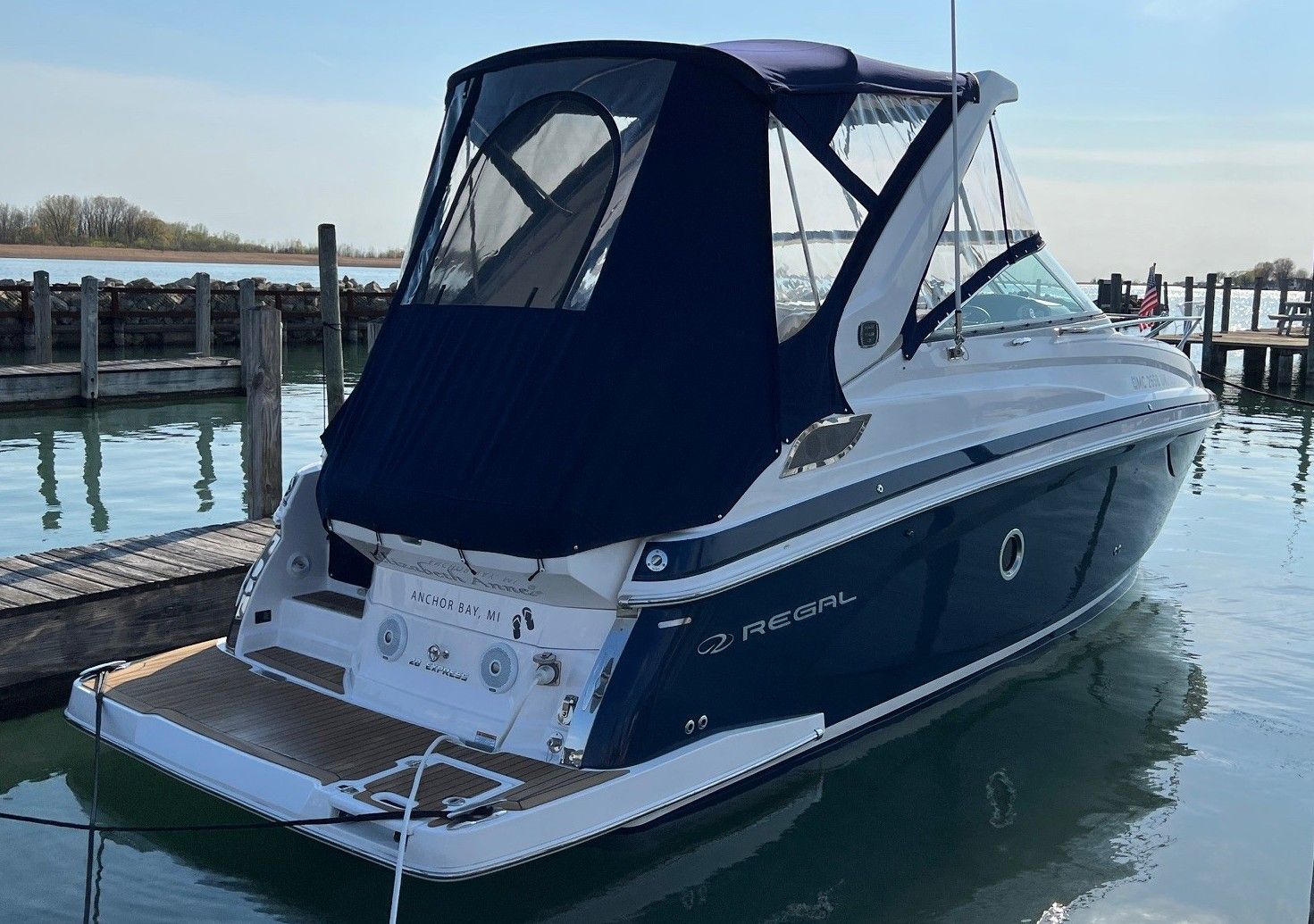 Regal 28 Express