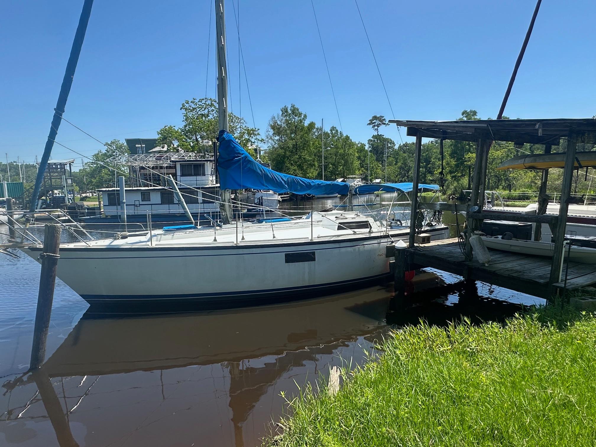 Dufour 35 Sloop