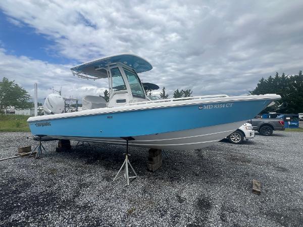 2023 Everglades 253 CC