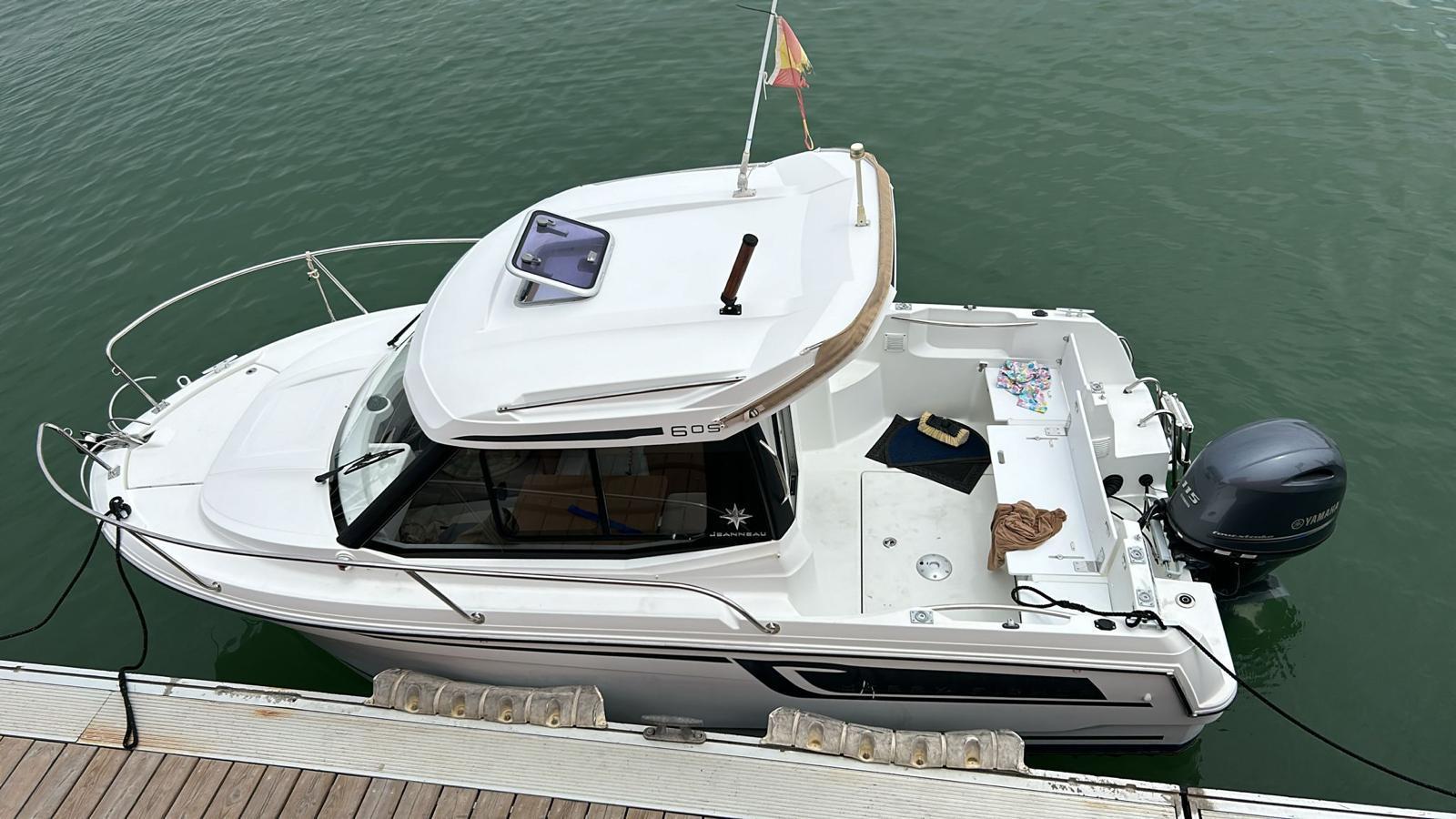 2016 Jeanneau Merry Fisher 605
