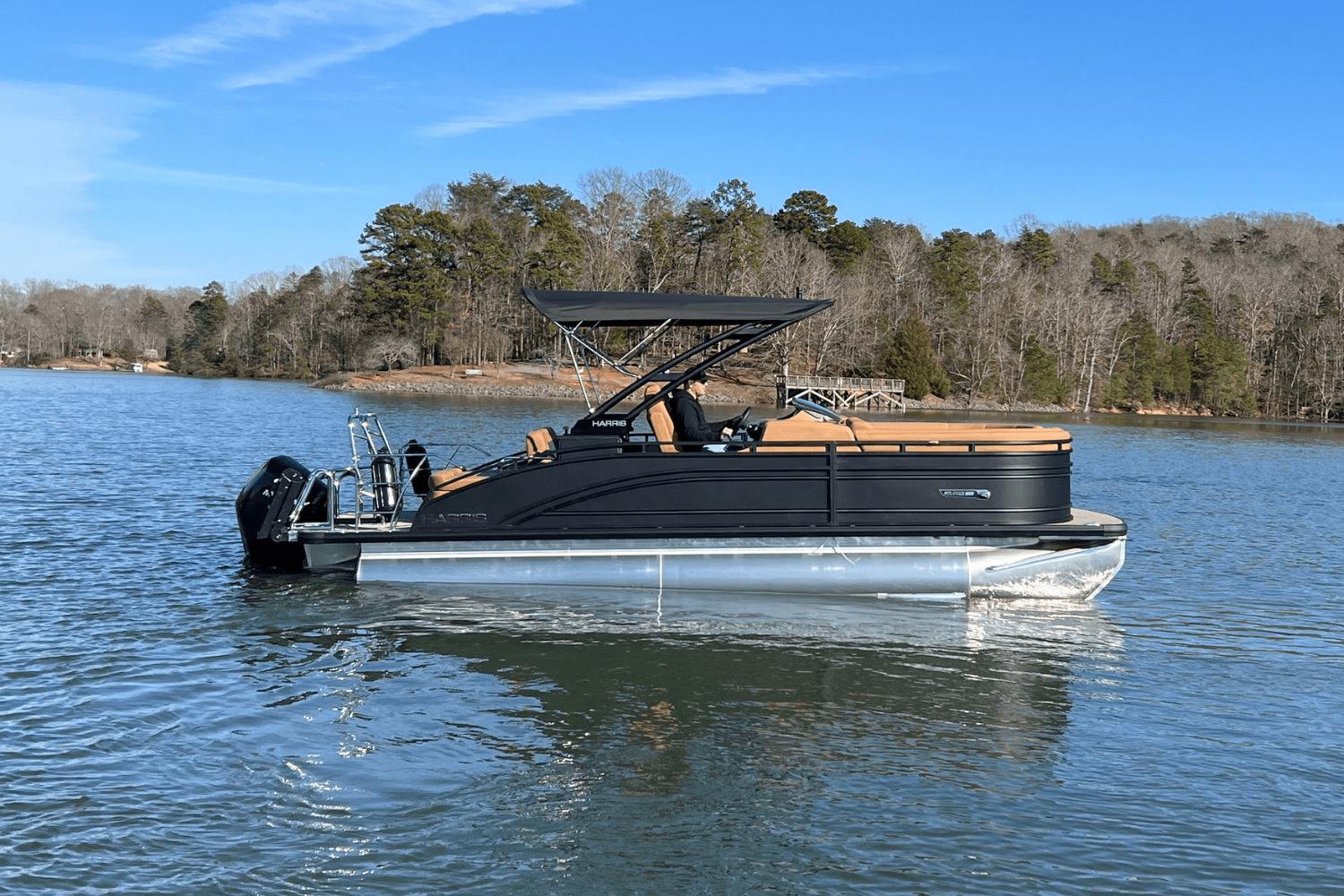 2025 Harris 230 Solstice