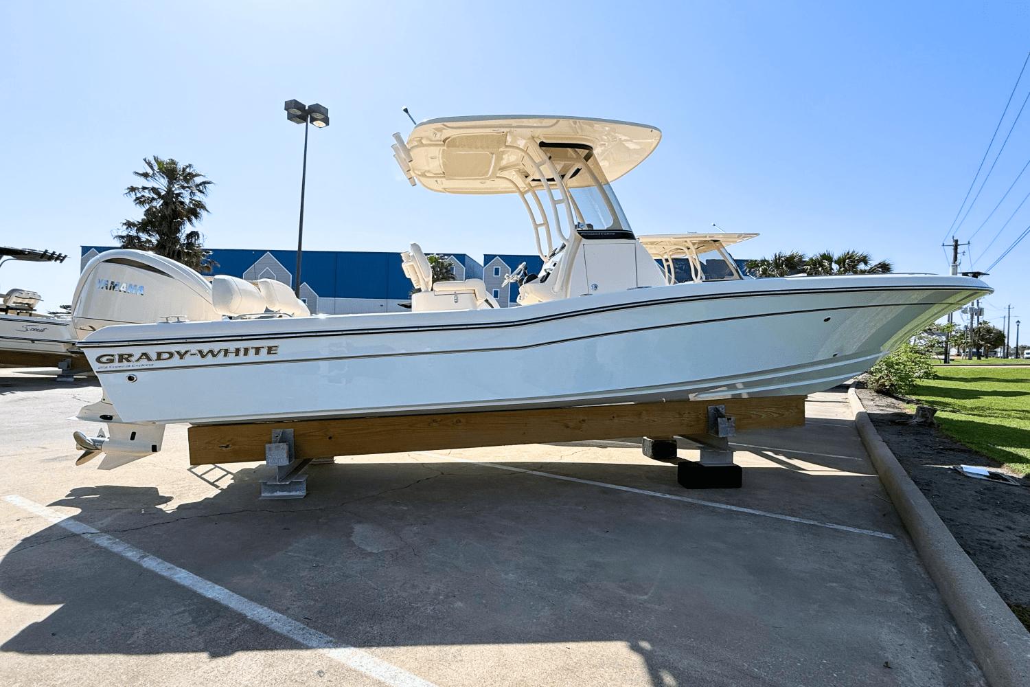 Grady-White 251 CE