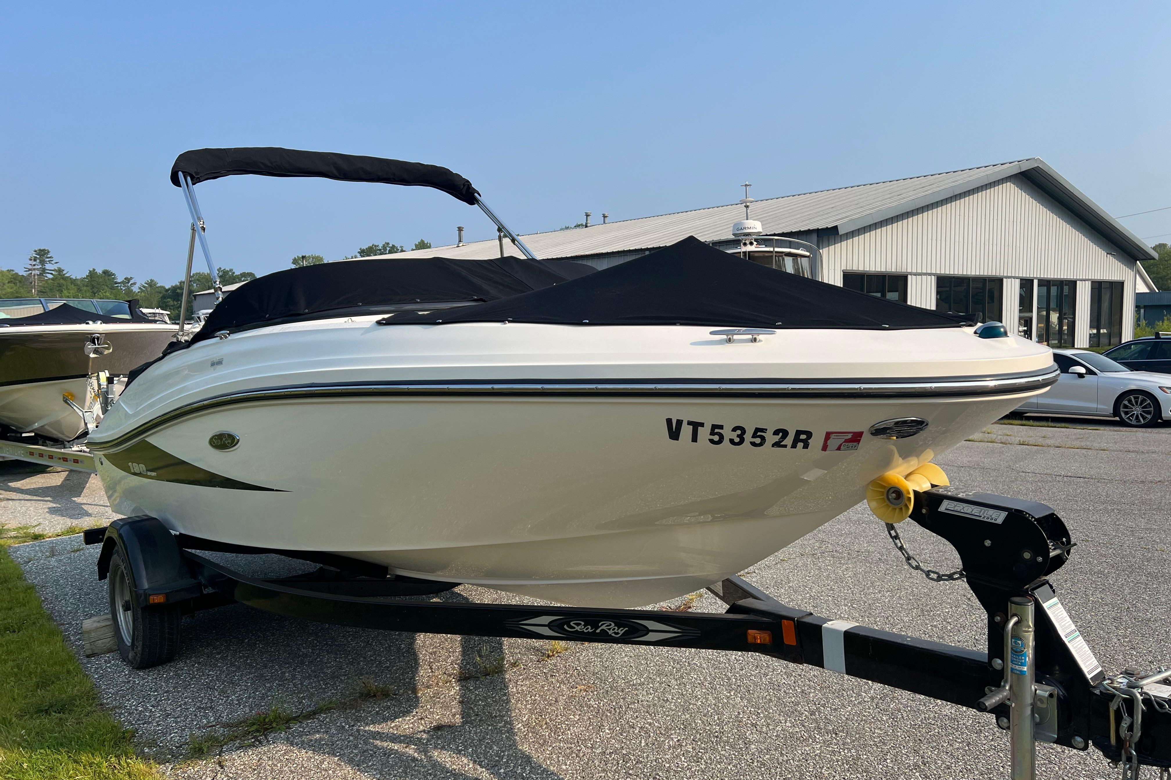 2013 Sea Ray 190 Sport