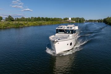 2018 Cranchi Eco Trawler 53 Long Distance