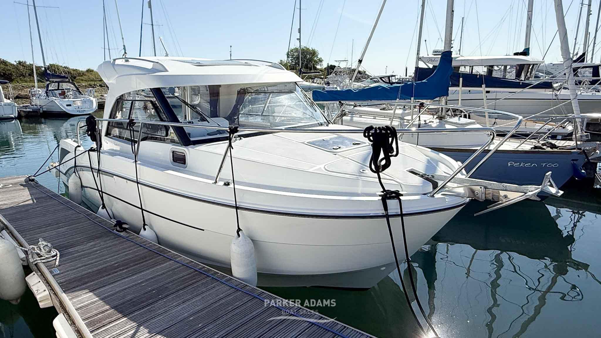 2021 Beneteau Antares 8