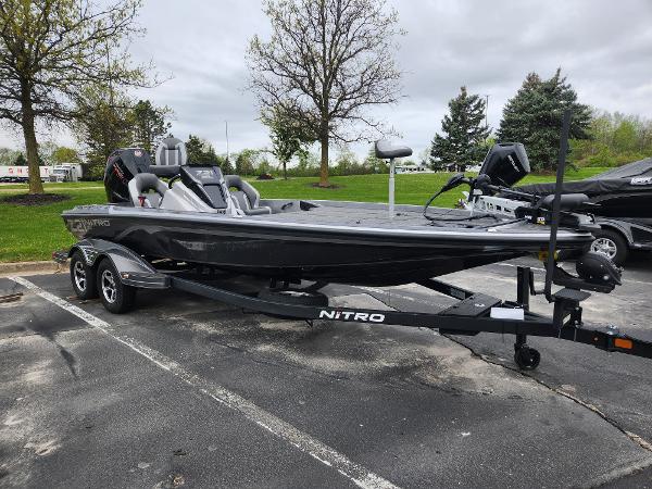2025 Nitro Z21 XL