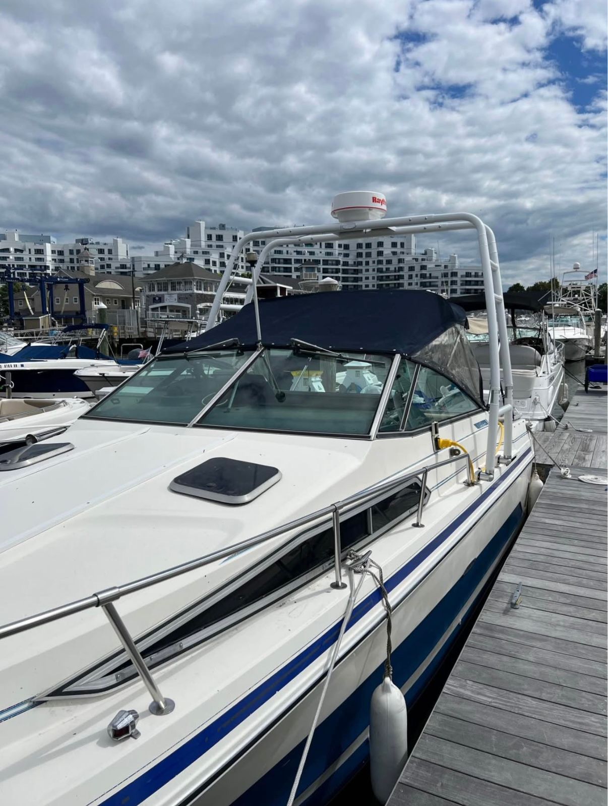 1986 Sea Ray Sundancer 250 DA