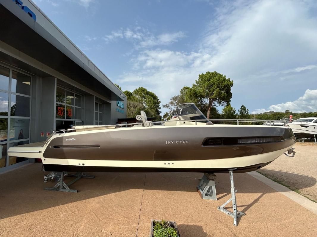 Invictus 280 GT