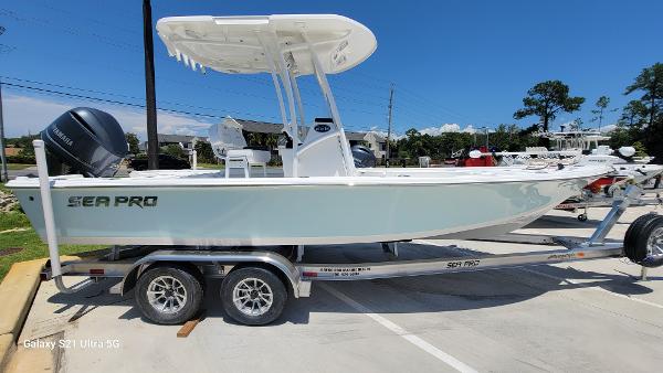 Sea Pro Fishing Boats for Sale - Chessie