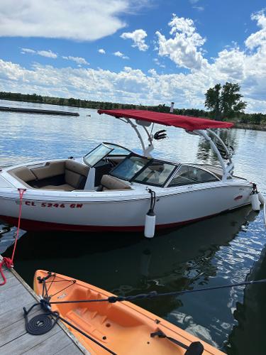Cobalt CS23 Surf