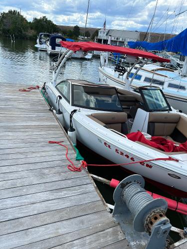 2019 Cobalt CS23 Surf
