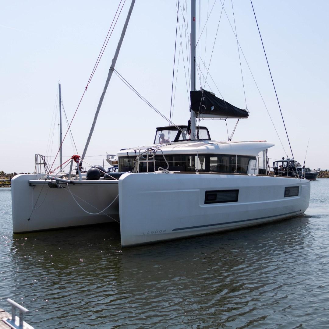 2020 Lagoon 40