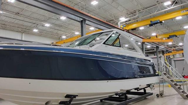 2025 Formula Boats 380 Super Sport Crossover