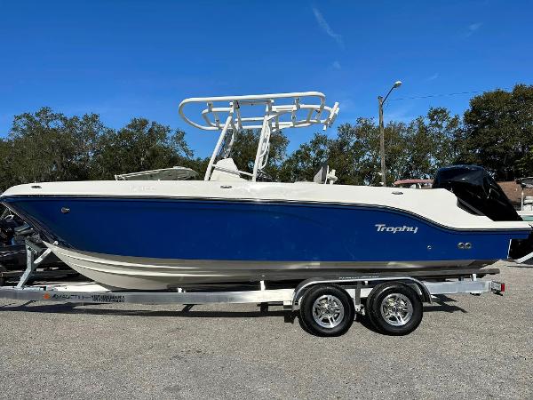 Bayliner Trophy T24CC