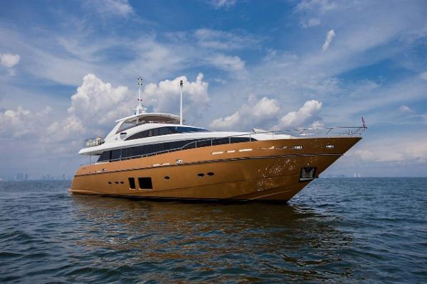 Princess M Class 32M