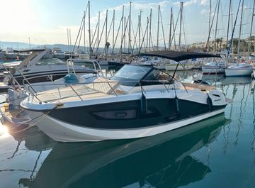 2018 Quicksilver Activ 875 Sundeck