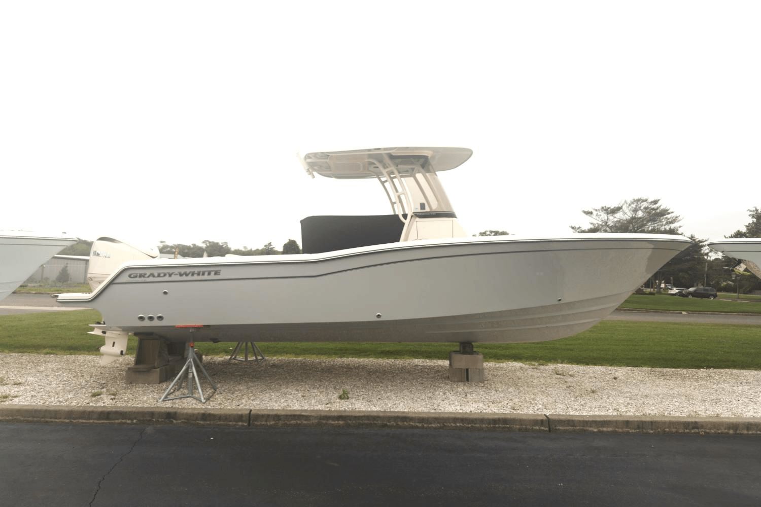 Grady-White Fisherman 236