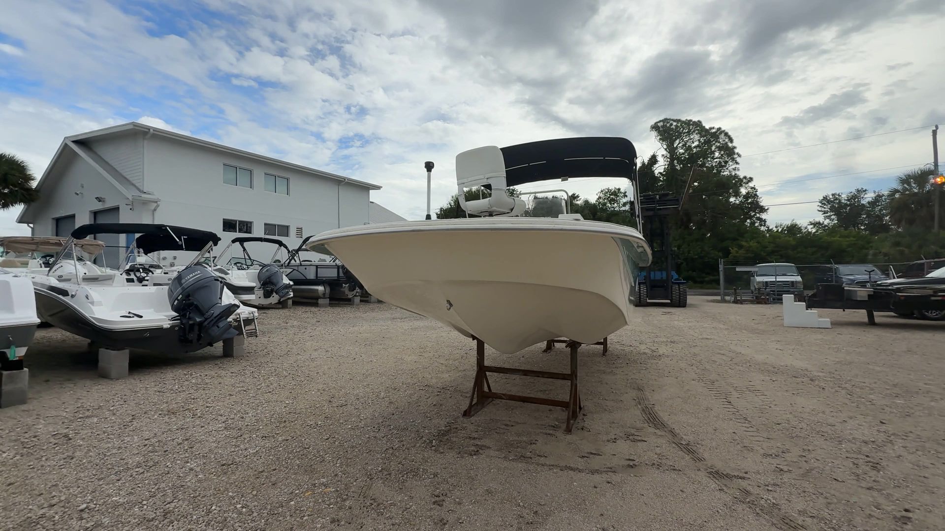 2014 Carolina Skiff 218 DLV