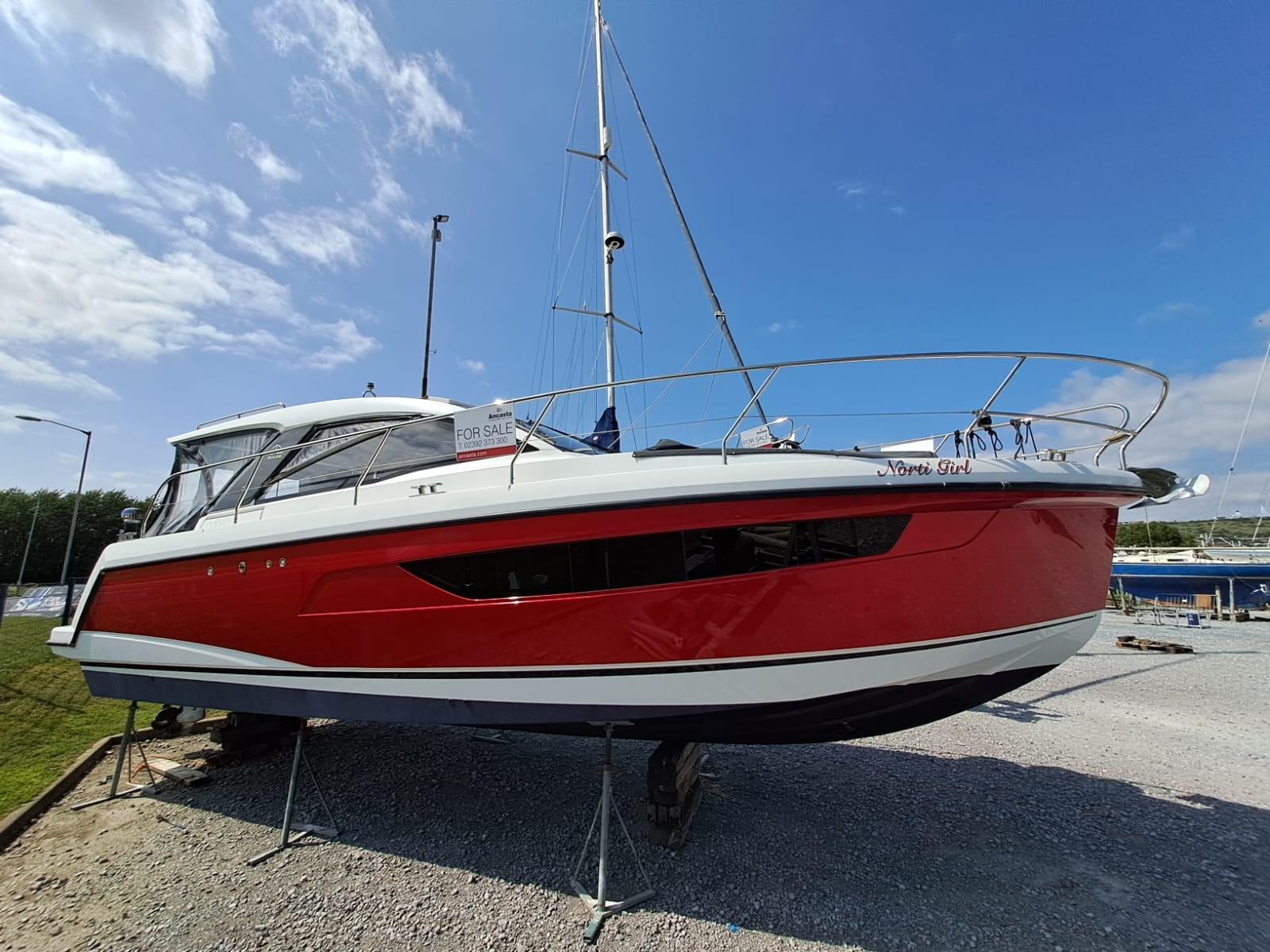 2021 Sealine S330