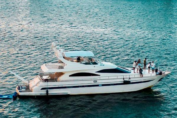 1998 Astondoa 72 GLX Extended Platform