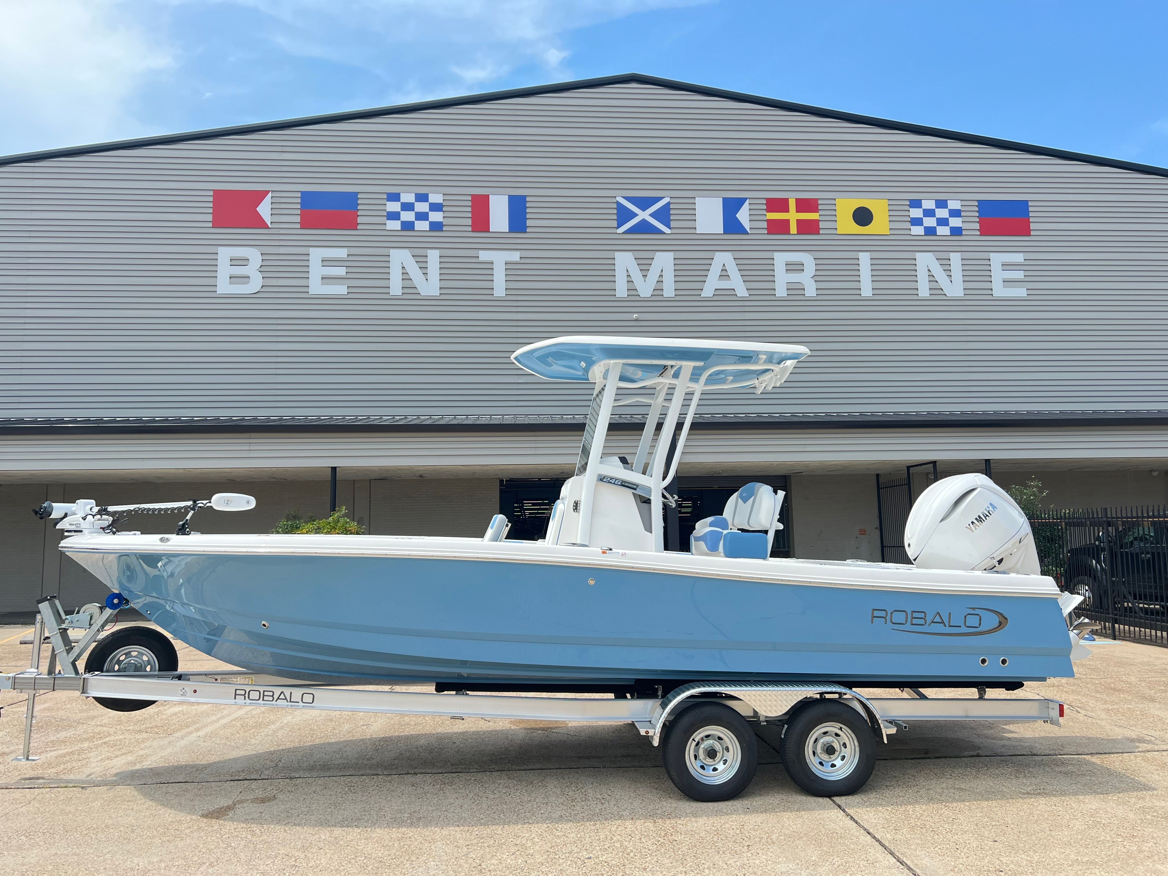 2026 Robalo ROBALO 246