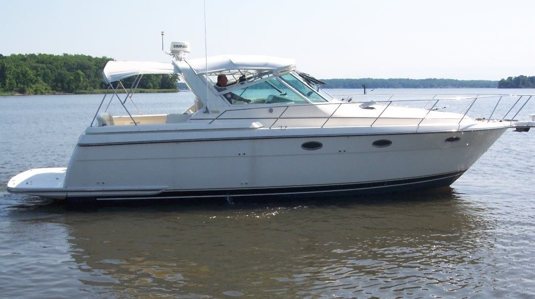 1996 Tiara Yachts 3500 Express