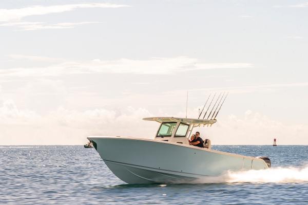 2024 Sailfish 312 CC
