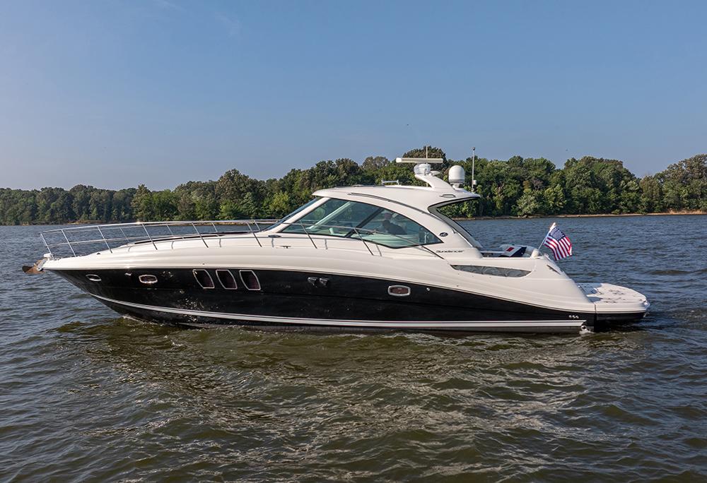 Sea Ray 48 Sundancer Port profile