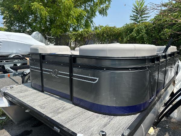 2023 Qwest NEW 816 Lanai LT (XF16)