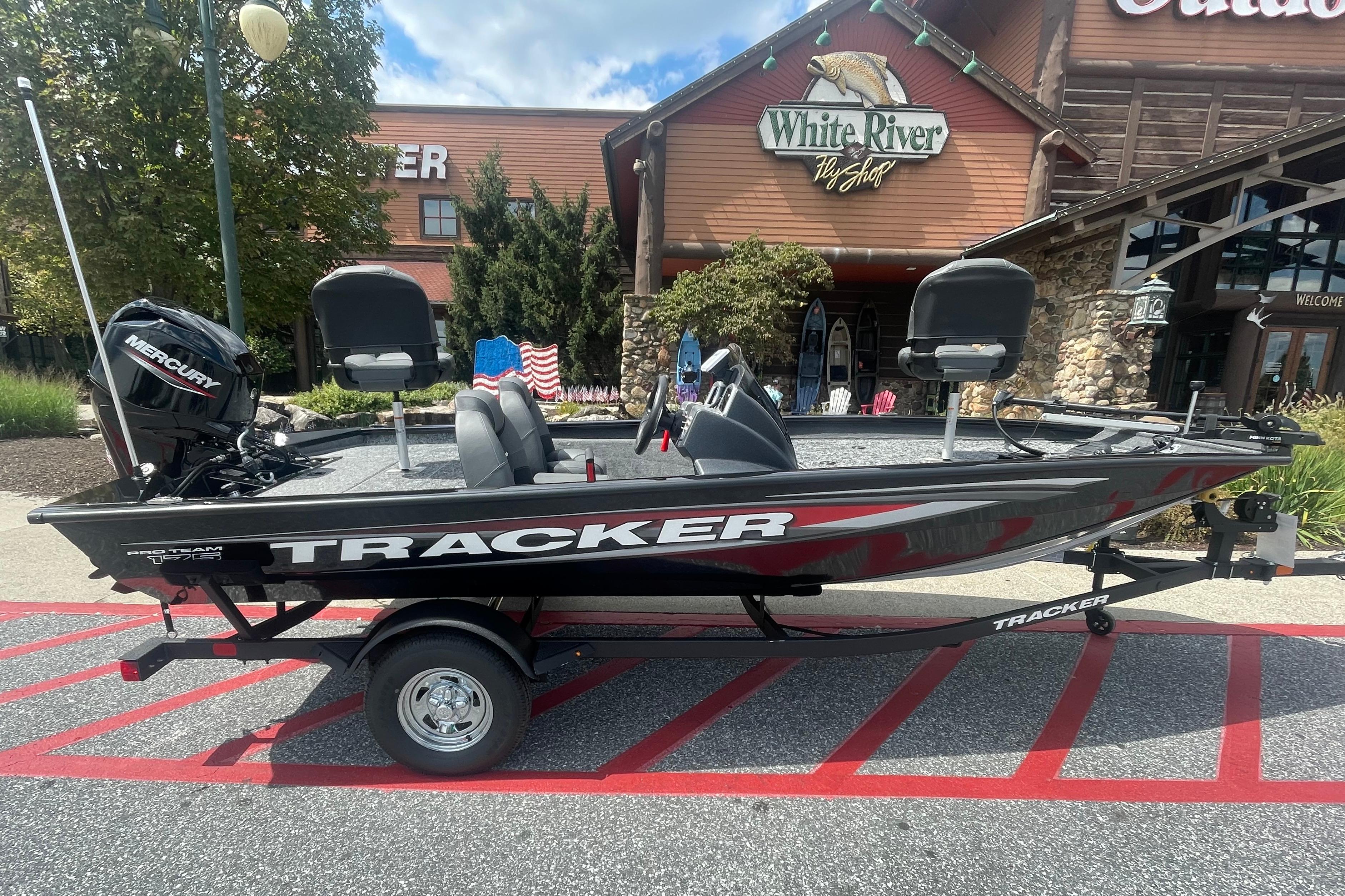 2026 Tracker Pro Team 175