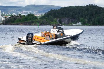 2017 Goldfish 28 Tender