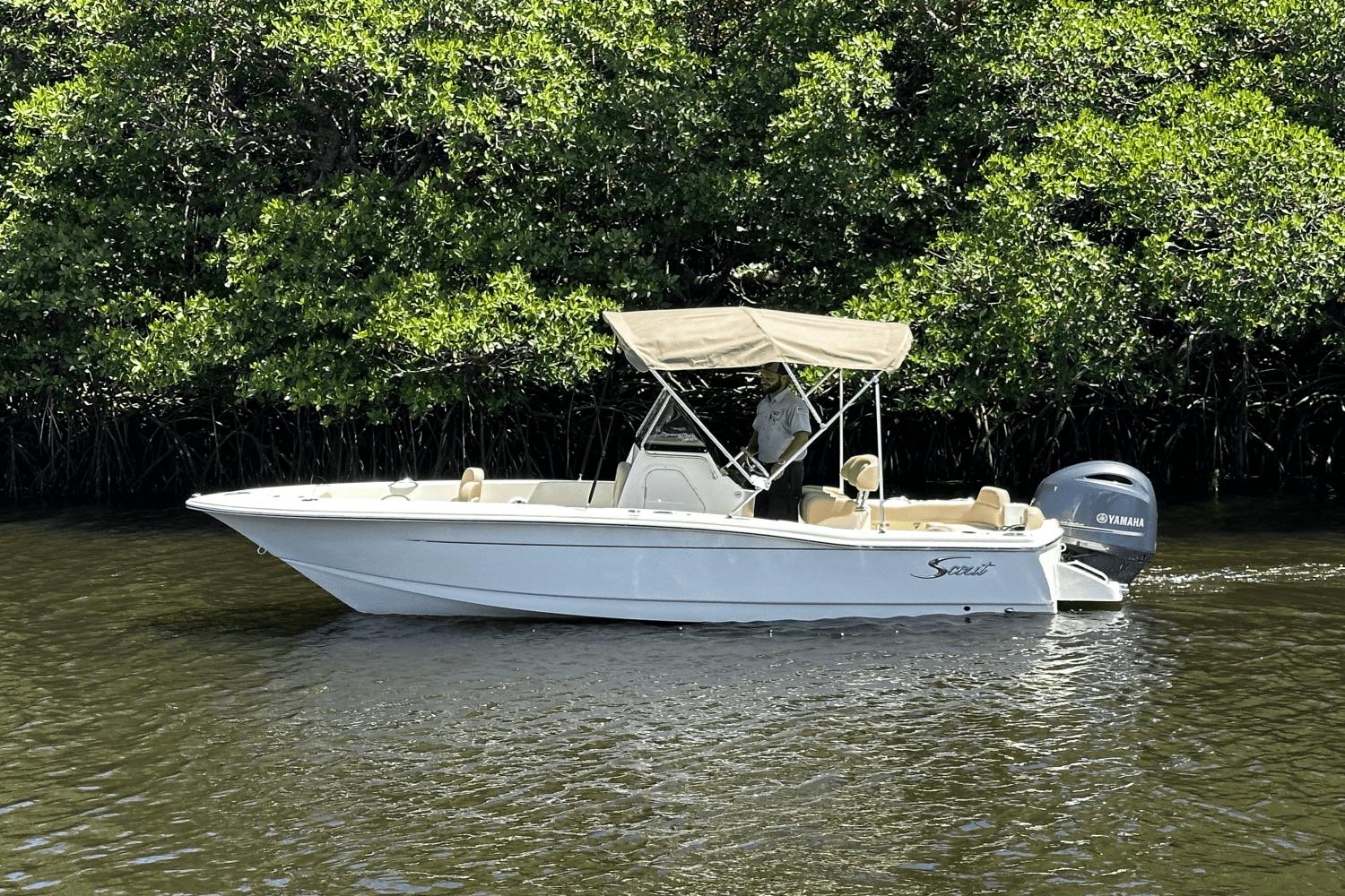 2025 Scout 195 Sportfish