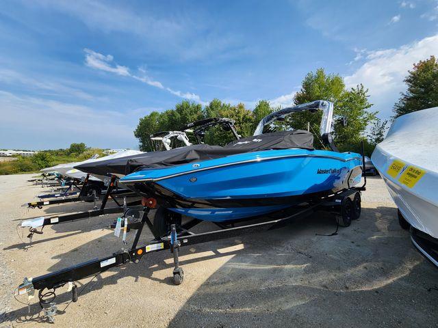 MasterCraft NXT23 Image 1