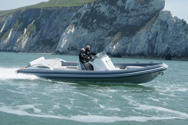 2025 Cobra Ribs Nautique Inboard 9.5