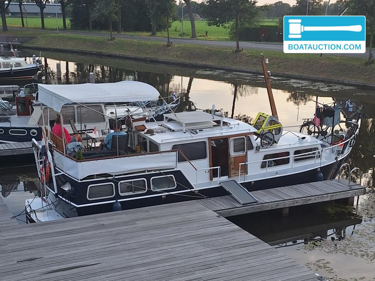 1979 JB Kruiser Motorboot