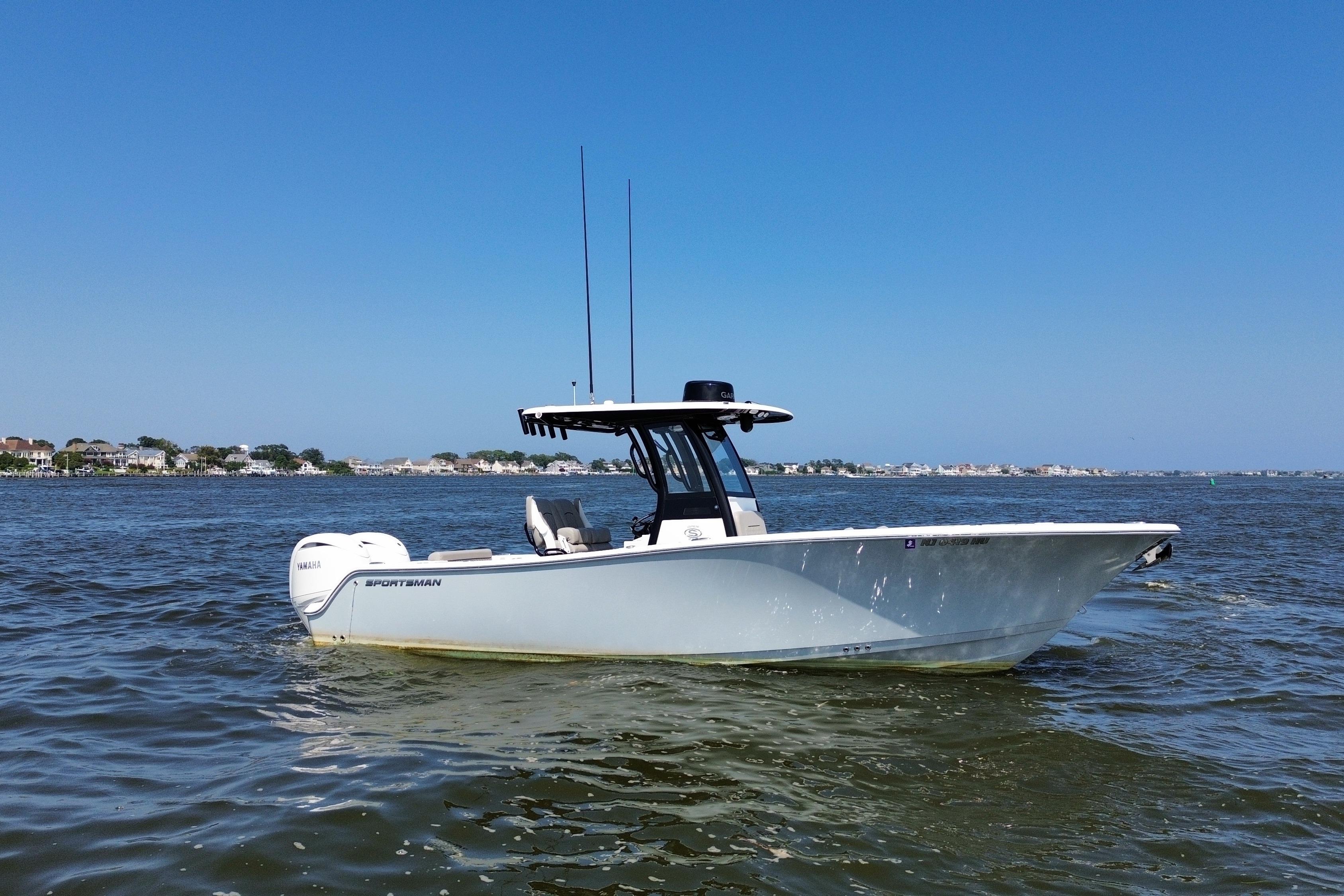 2024 Sportsman Open 252 Center Console