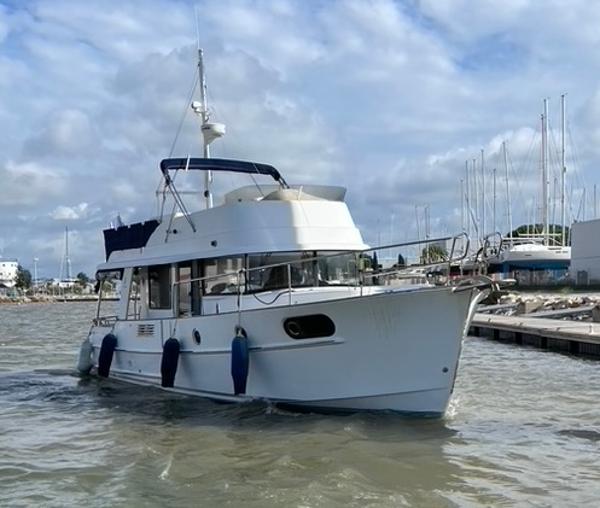 2016 Beneteau Swift Trawler 44