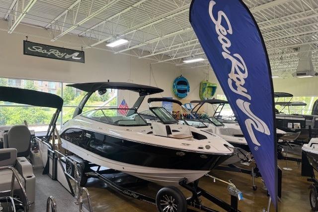 2024 Sea Ray SLX 260