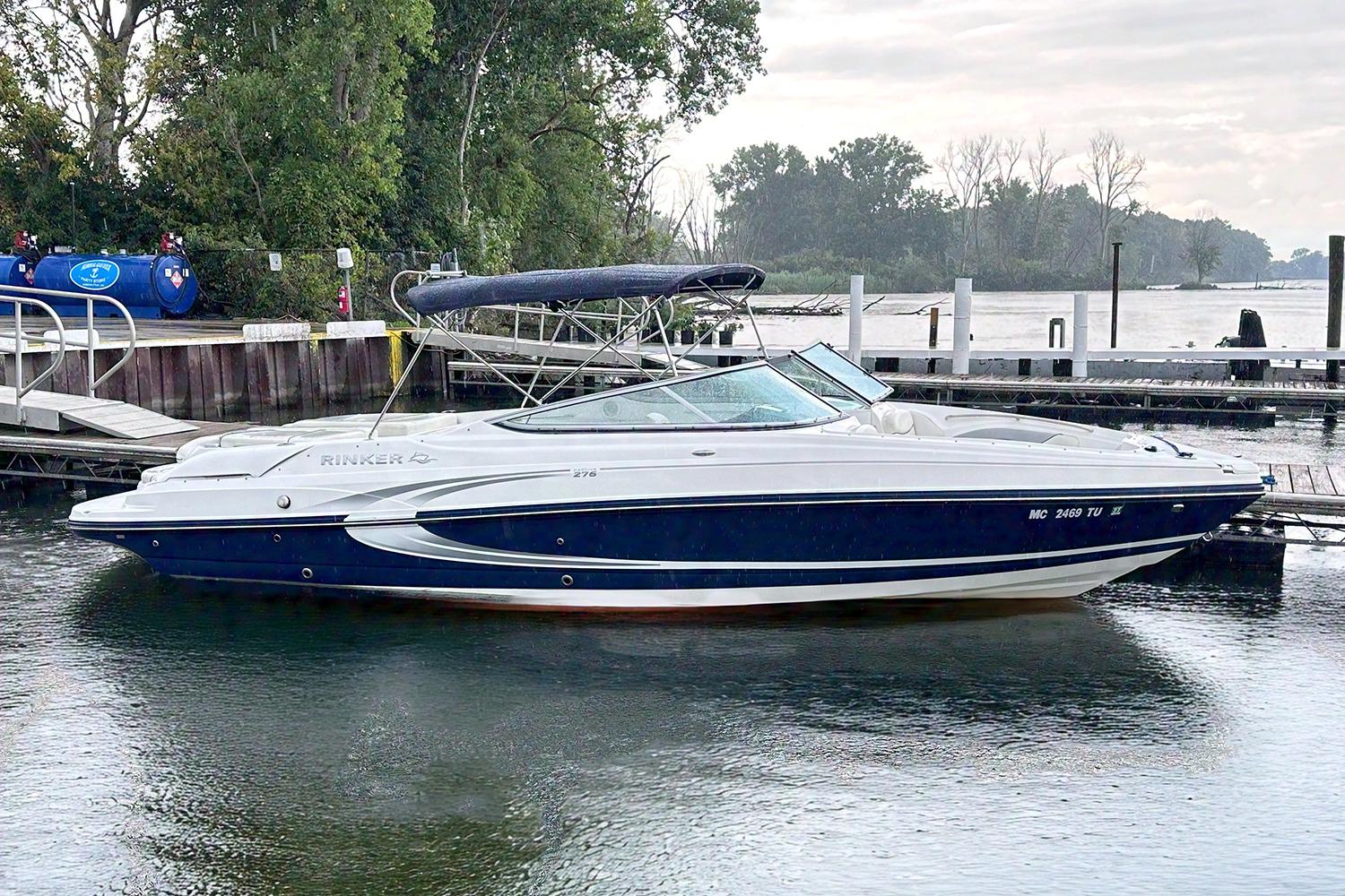 2015 Rinker 276 Captiva Bowrider