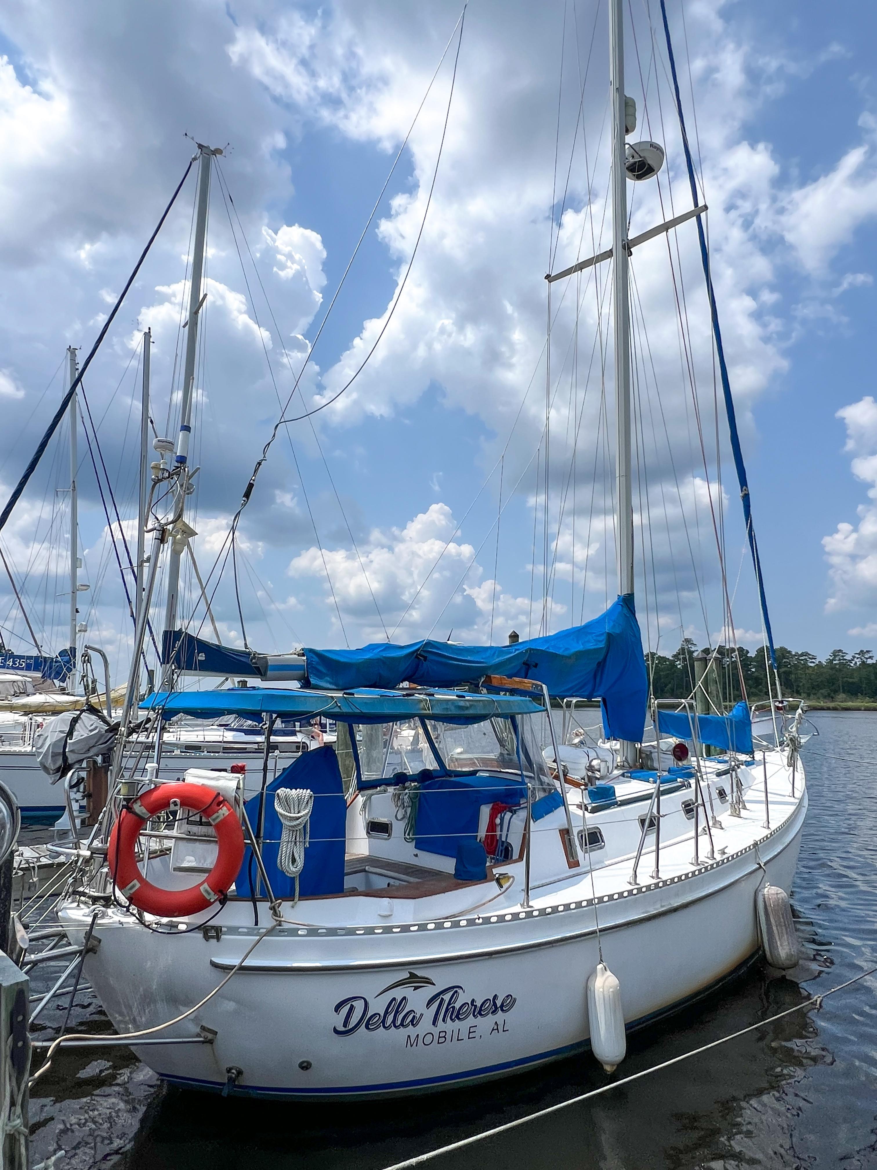 1986 Tayana Vancouver 42