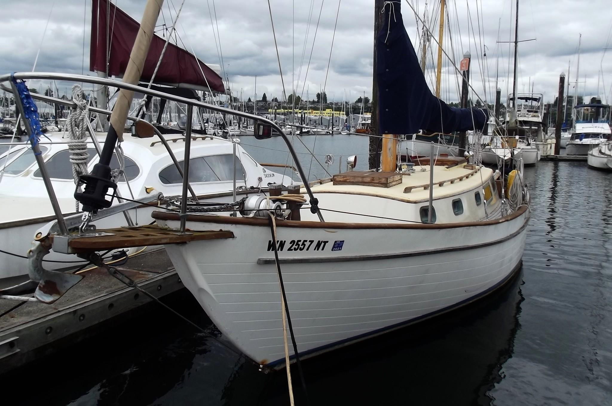 1980 Roughwater 33, Everett Washington - boats.com