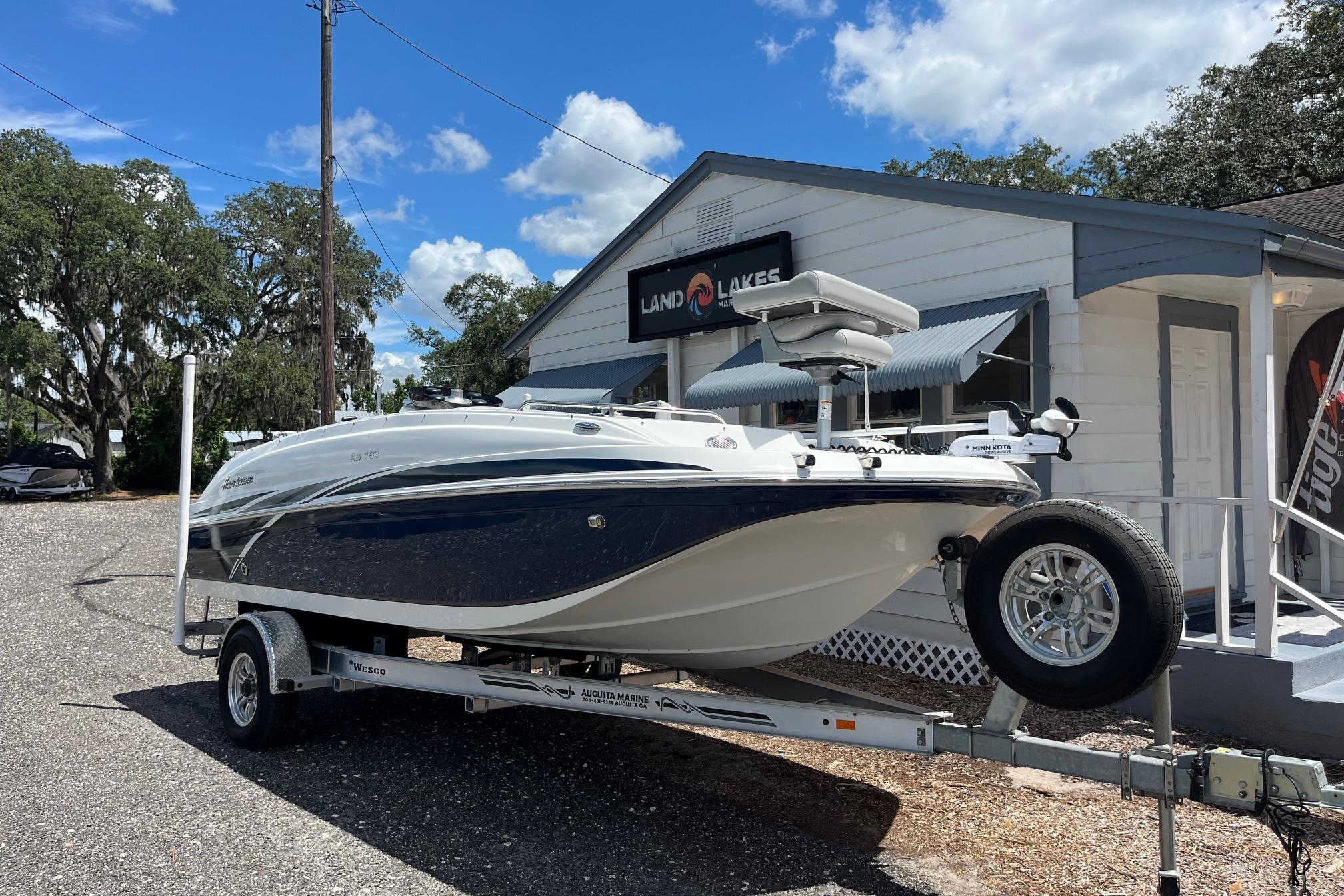 2019 Hurricane SunDeck Sport 188 OB