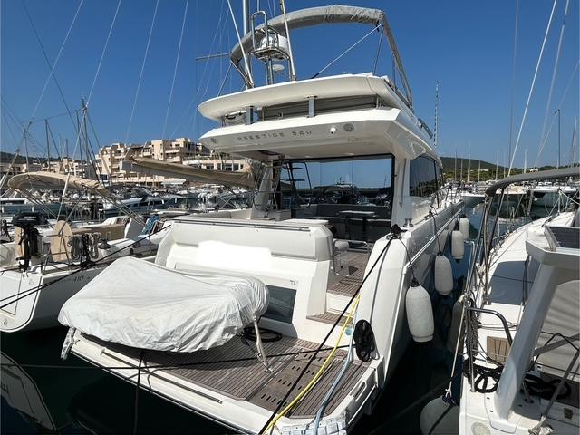 2023 Jeanneau PRESTIGE 520
