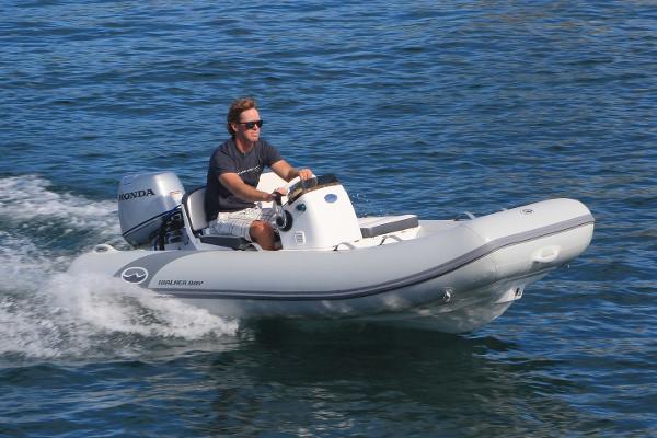 Walker Bay 365 STX Deluxe Manufacturer Provided Image