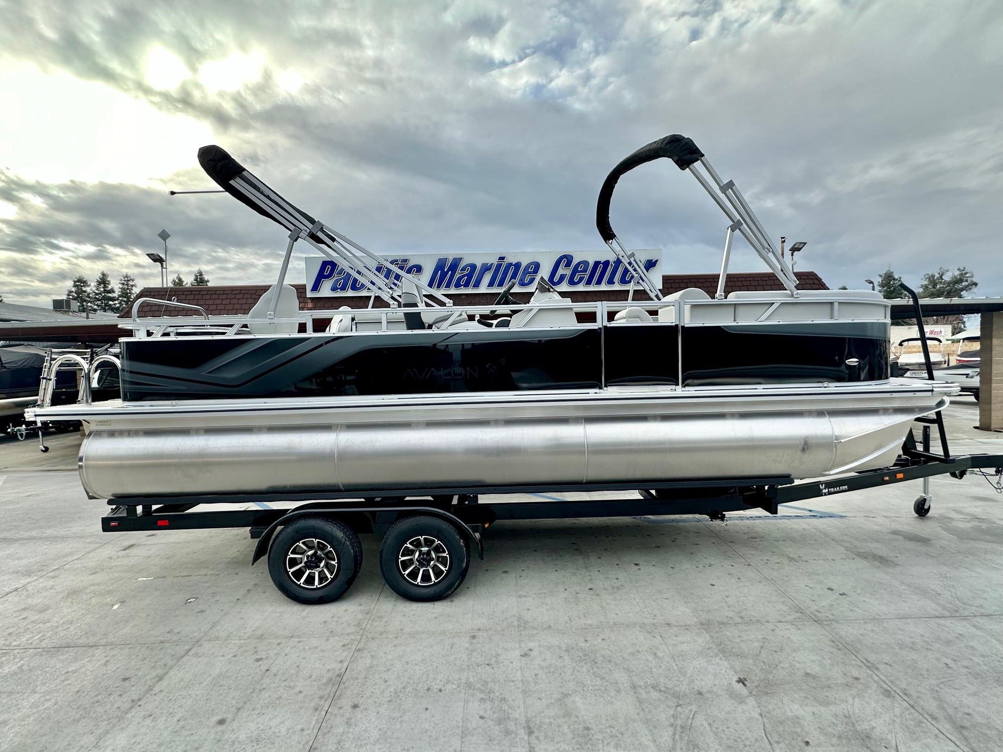2025 Avalon Venture 85 Rear Fish 23 w/ 150HP Mercury!