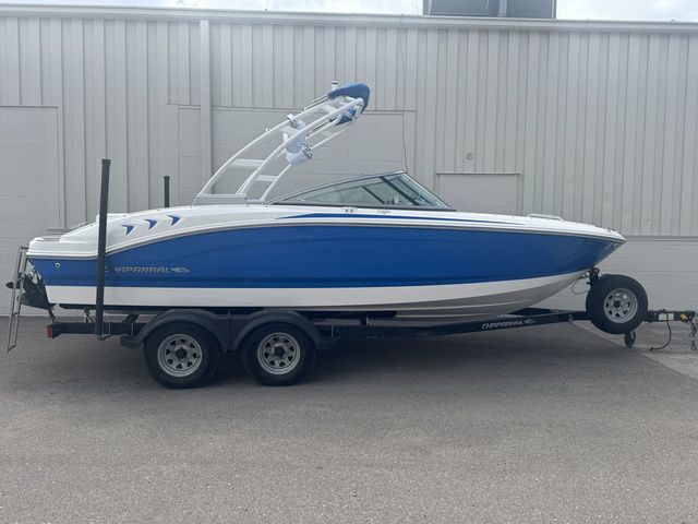 2018 Chaparral 21 Deluxe H20