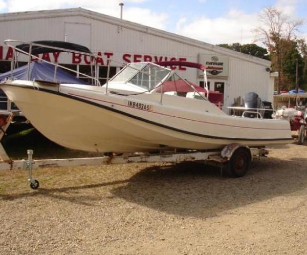 1975 Boston Whaler Revenge