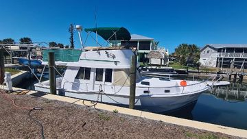 1999 Mainship 350 Trawler
